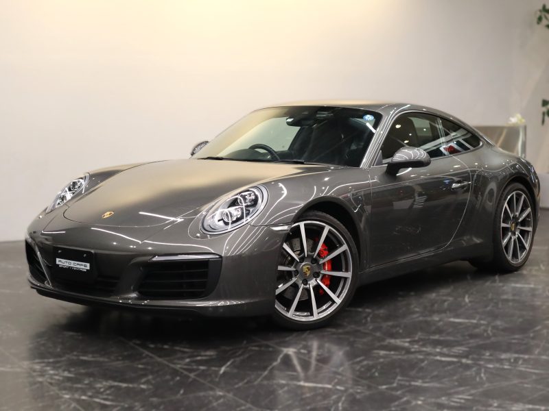 ポルシェ911カレラS（Type991.2）PDK<br>スポーツクロノパッケージ<br>スポーツエグゾーストシステム<br>LEDヘッドライト<br>ヒーター機能付ステアリング