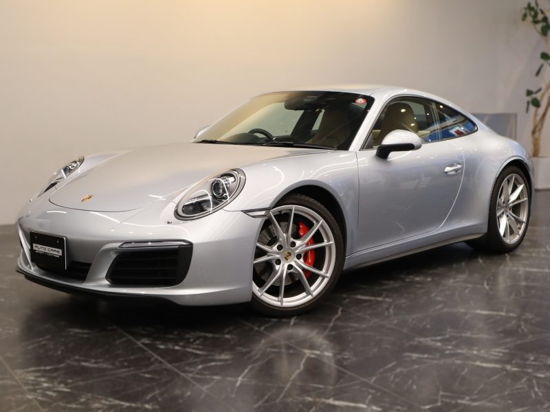 ポルシェ911カレラ4S（Type991.2）PDK<br>ツートンレザーインテリア<br>スポーツクロノパッケージ<br>マホガニーインテリアパッケージ<br>18Wayアダプティブスポーツシート