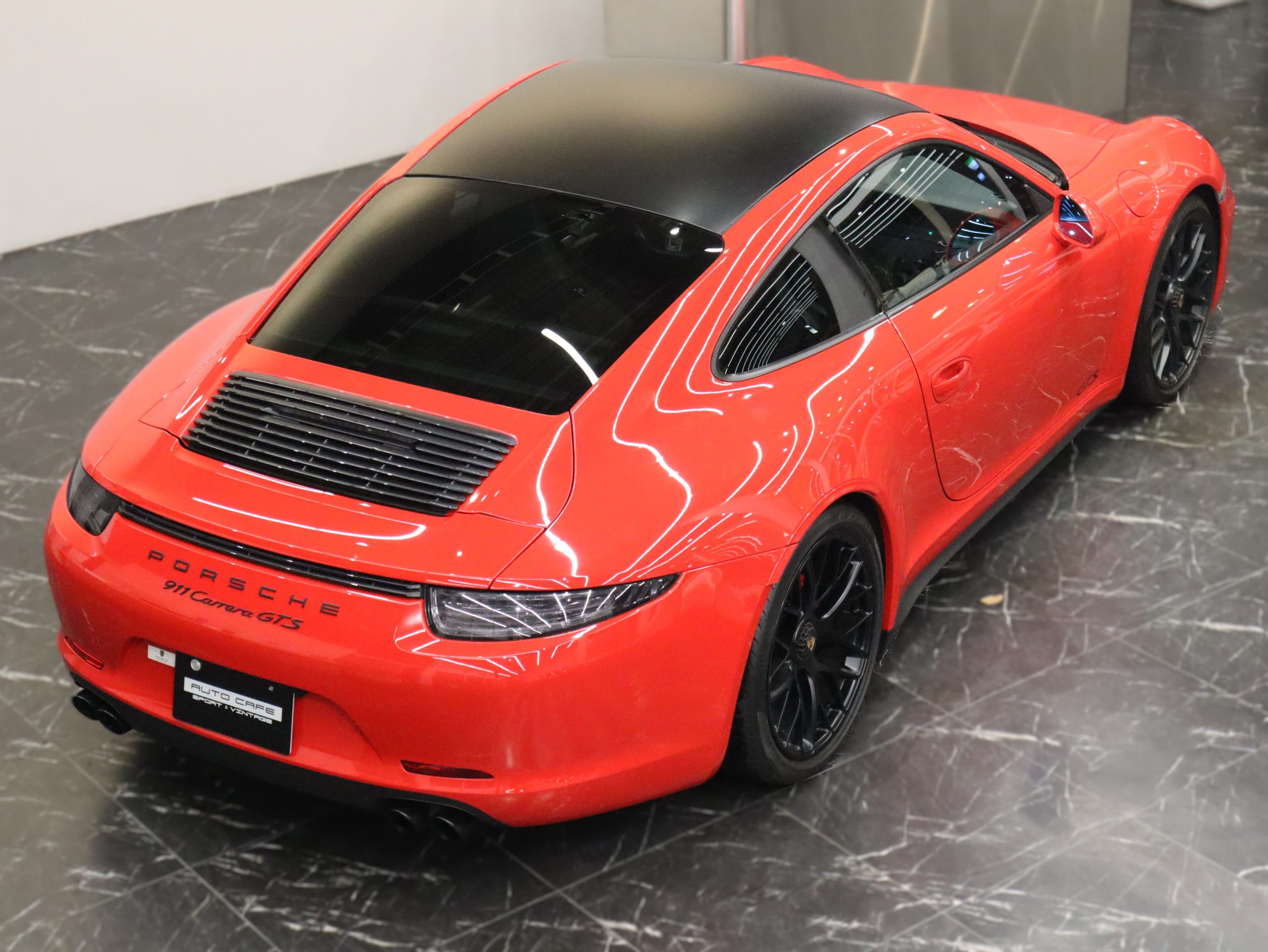 ポルシェ911カレラGTS（Type991.1）PDK<br>センターロック式ターボSホイール<br>スポーツエグゾーストシステム<br>LEDヘッドライト<br>GTSインテリア