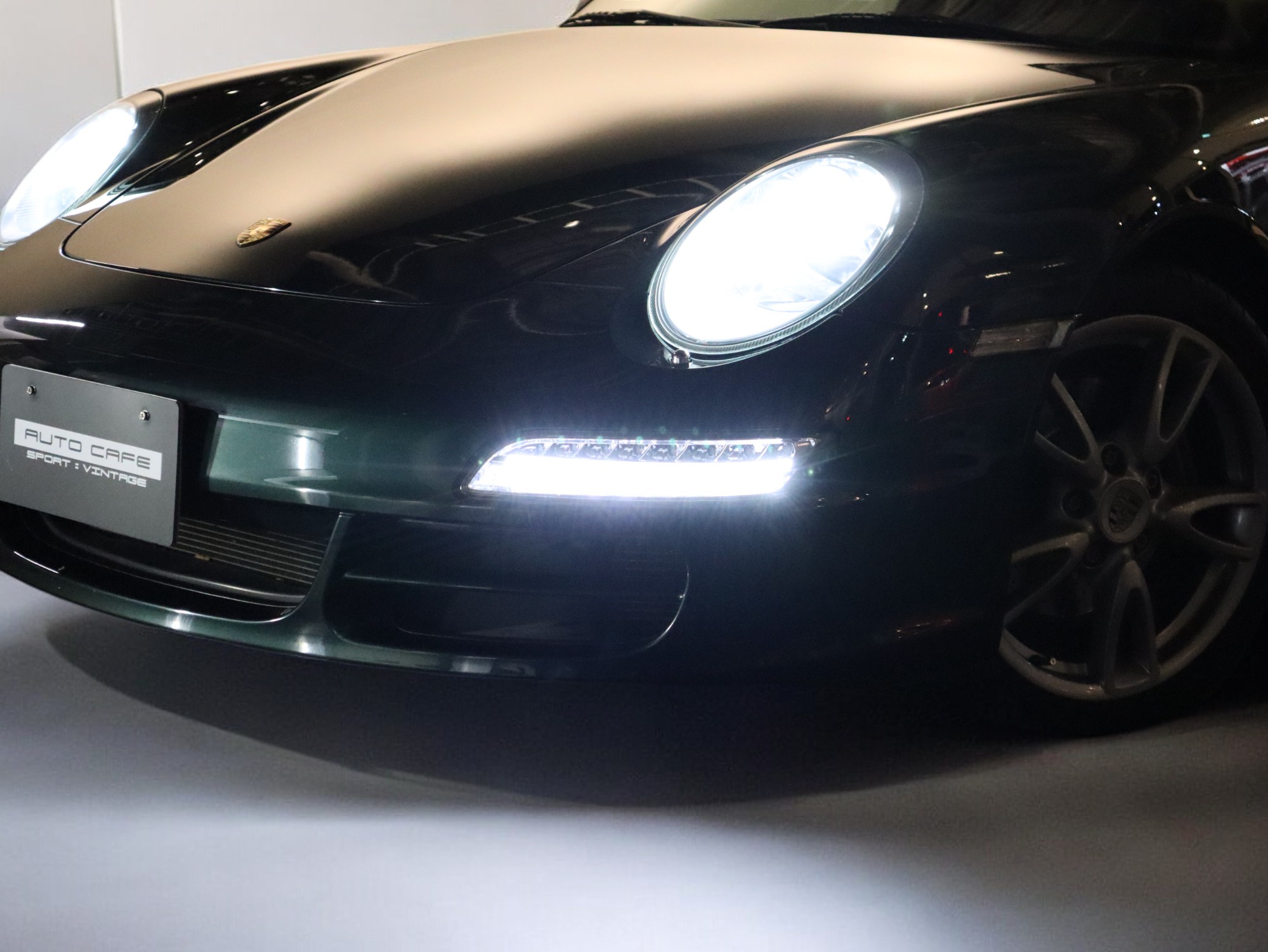 ポルシェ911カレラ（Type997.1）ティプトロニックS<br>シリンダー内視鏡点検済み<br>インタミ対策済み<br>フォレストグリーンメタリック