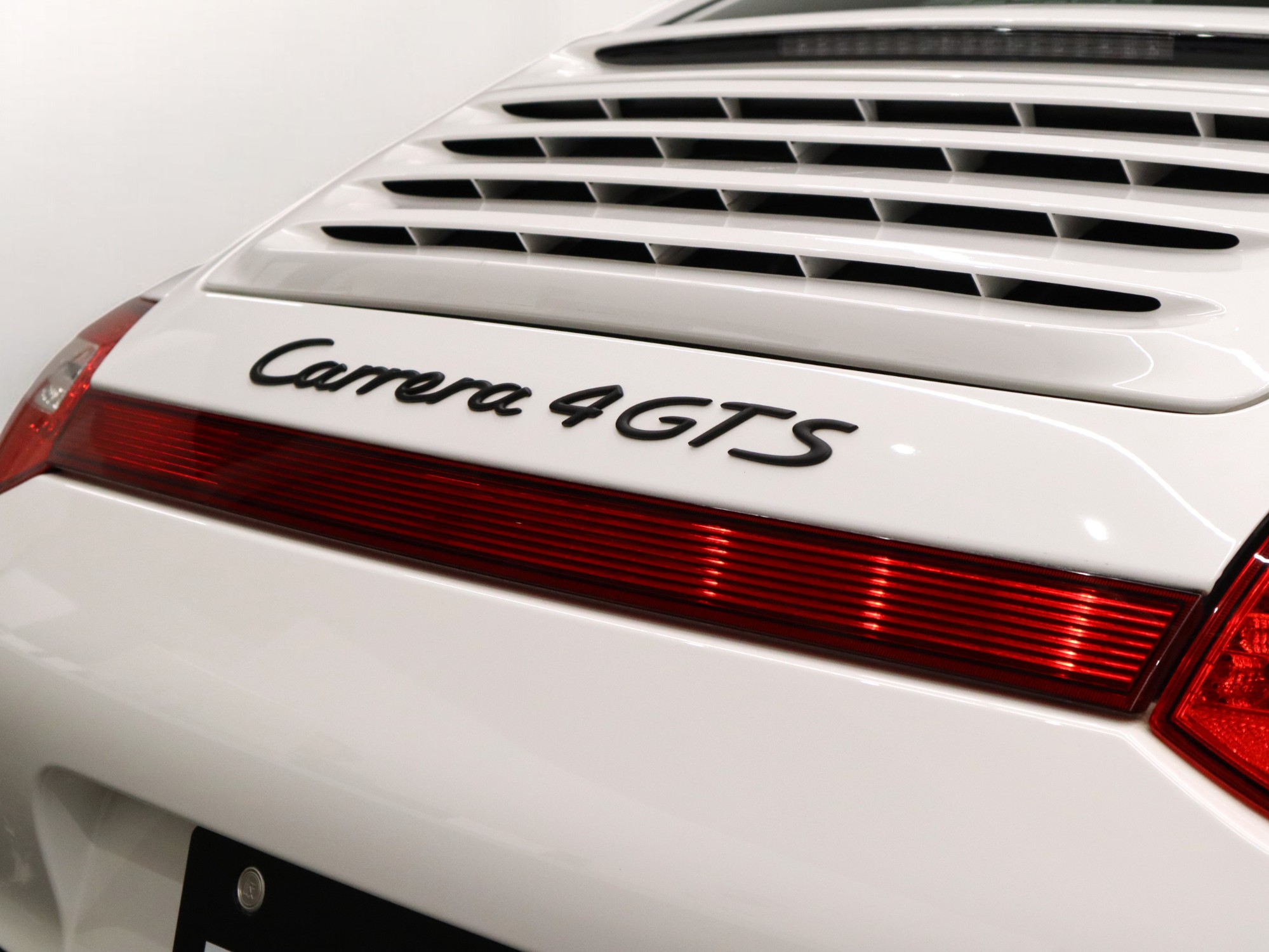 ポルシェ911カレラ4GTS（Type997.2）PDK<br>スポーツエグゾーストシステム<br>スポーツクロノパッケージ<br>ダイナミックコーナーリングライト