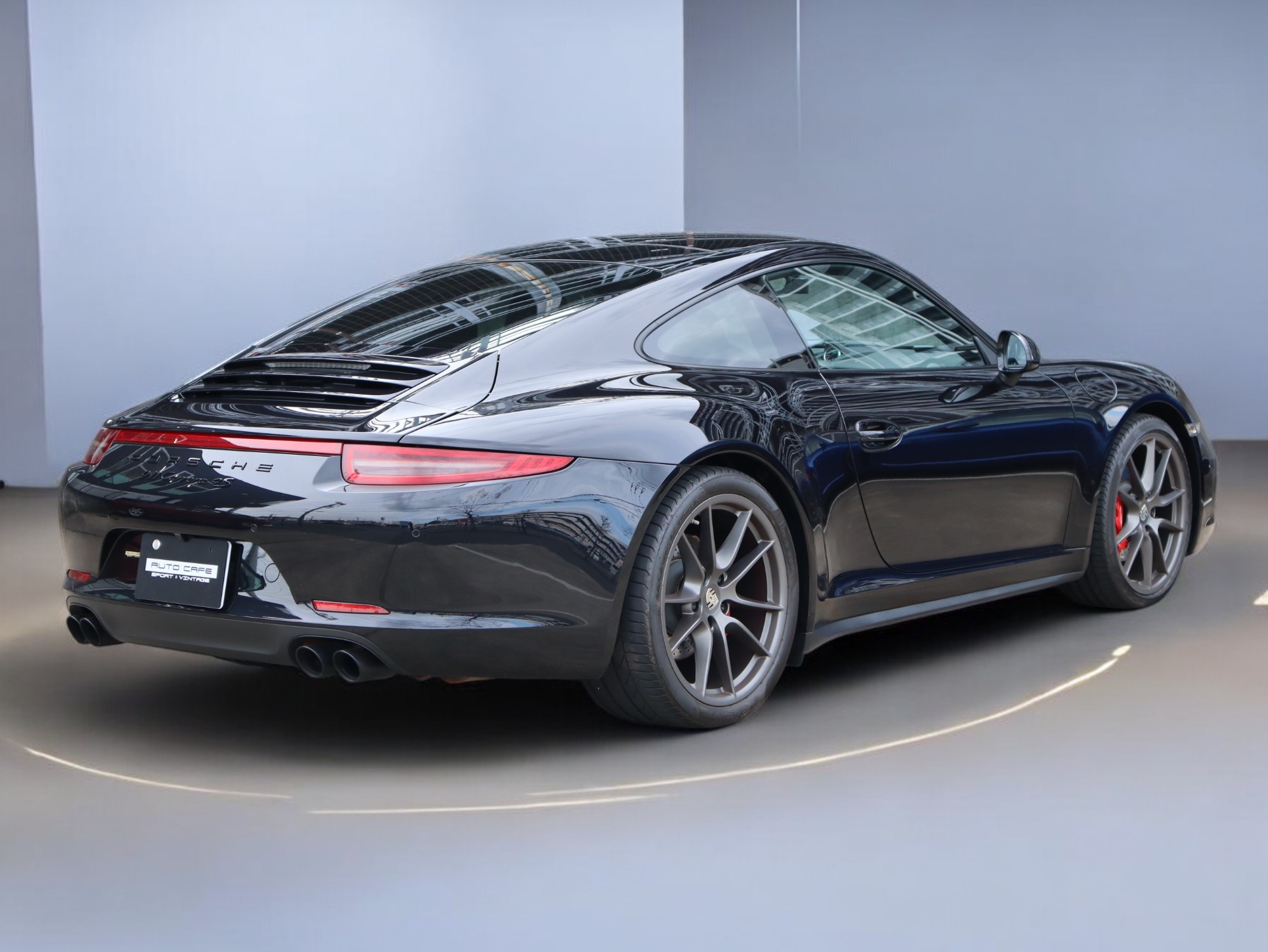 911カレラ4S（Type991.1）PDK<br>電動ガラスサンルーフ<br>スポーツクロノパッケージ<br>スポーツエグゾーストシステム<br>シートベンチレーション<br>トルクベクタリングプラス